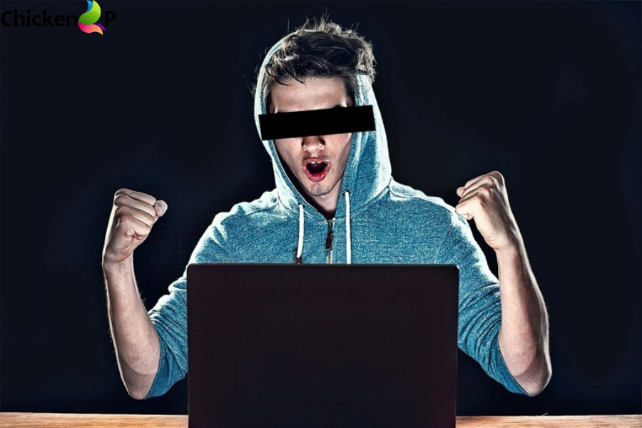 is charles floate a scammer
