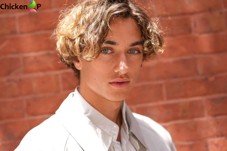 gavin casalegno height