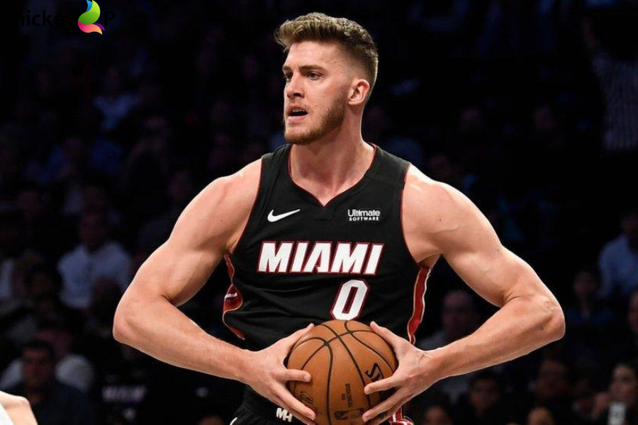 meyers leonard net worth
