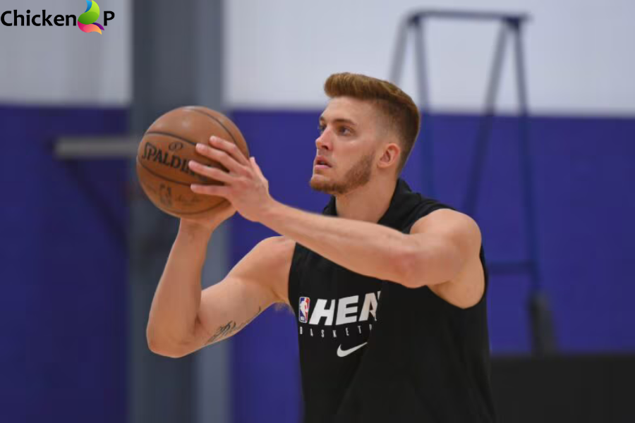 meyers leonard net worth
